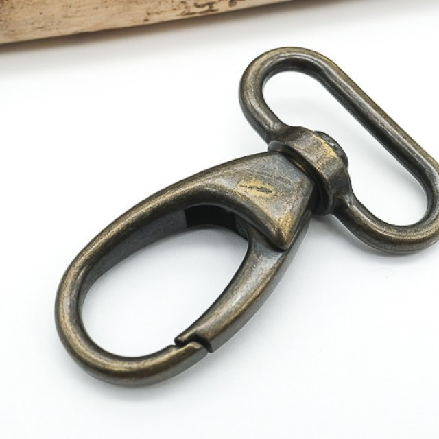 40mm Old Brass Carabiner - Maison Klem